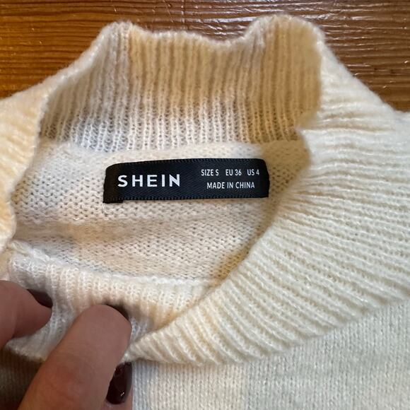 Shein white mock neck back Picasso design sweater SIZE S - Picture 2 of 4